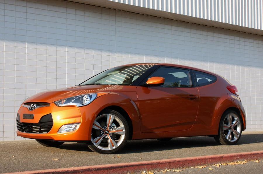  Hyundai Veloster 2011 года  (фото 101 из 184)